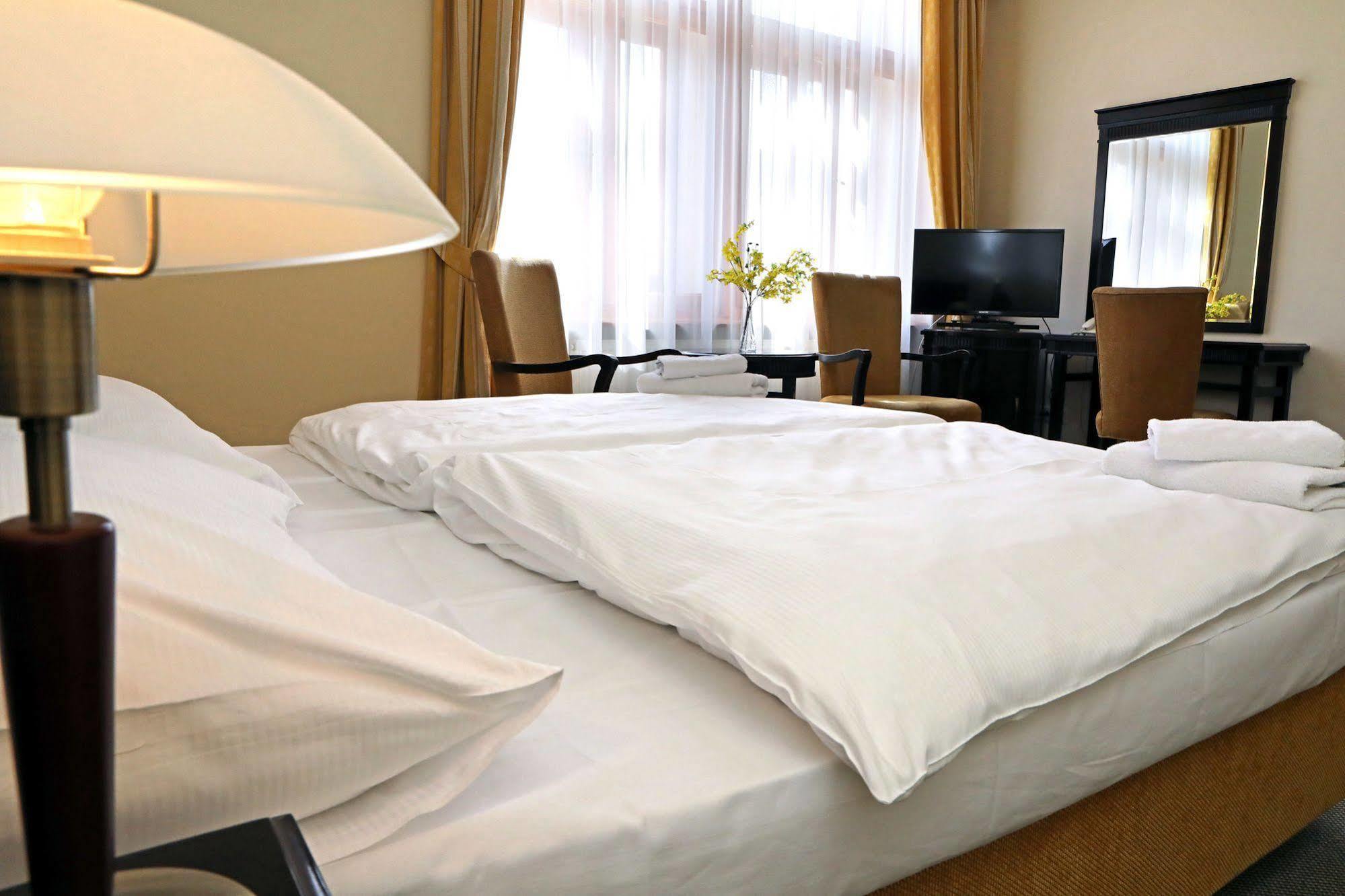 Hotel U Zeleneho Stromu Nepomuk Kültér fotó