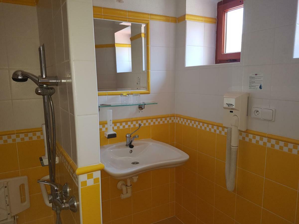 Hotel U Zeleneho Stromu Nepomuk Kültér fotó